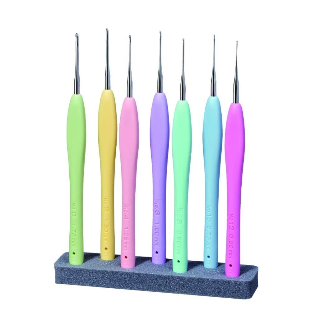 Clover Amour Steel Haaknaalden - Set 3675 | Het Wolhuis clover-amour-haaknaaldenset-0-60-1-75mm-3675 | Het Wolhuis