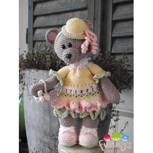 Funny bear Tilly