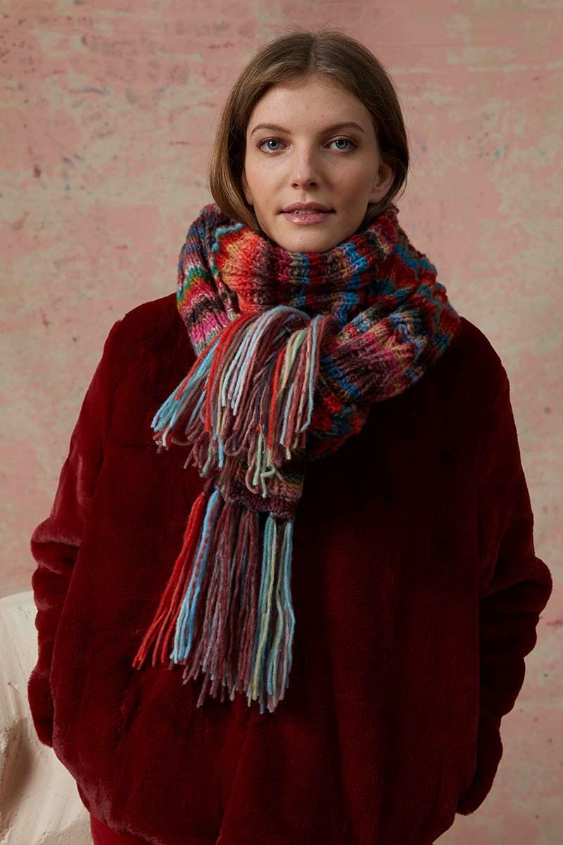 Lang Yarns - Sjaal - Punto 31-04 | Het Wolhuis Lang Yarns - Sjaal - Punto 31-04