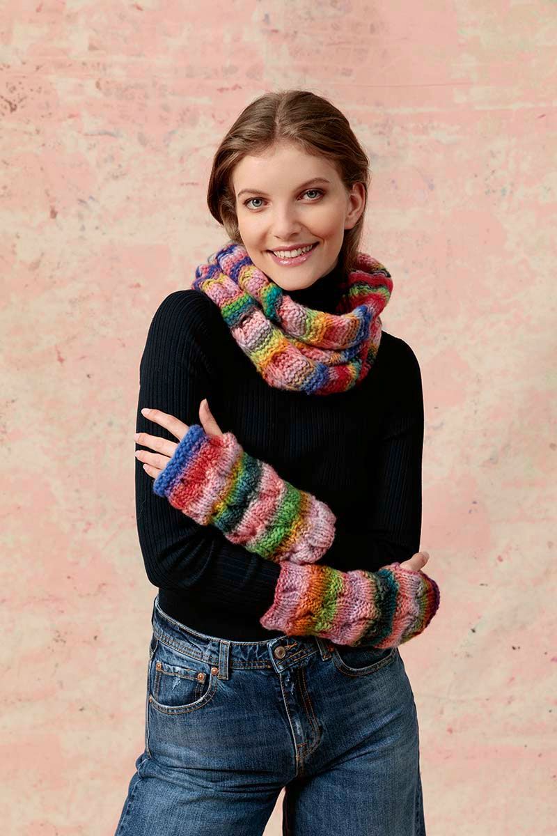 Lang Yarns - Polswarmers - Punto 31-08 | Het Wolhuis Lang Yarns - Polswarmers - Punto 31-08
