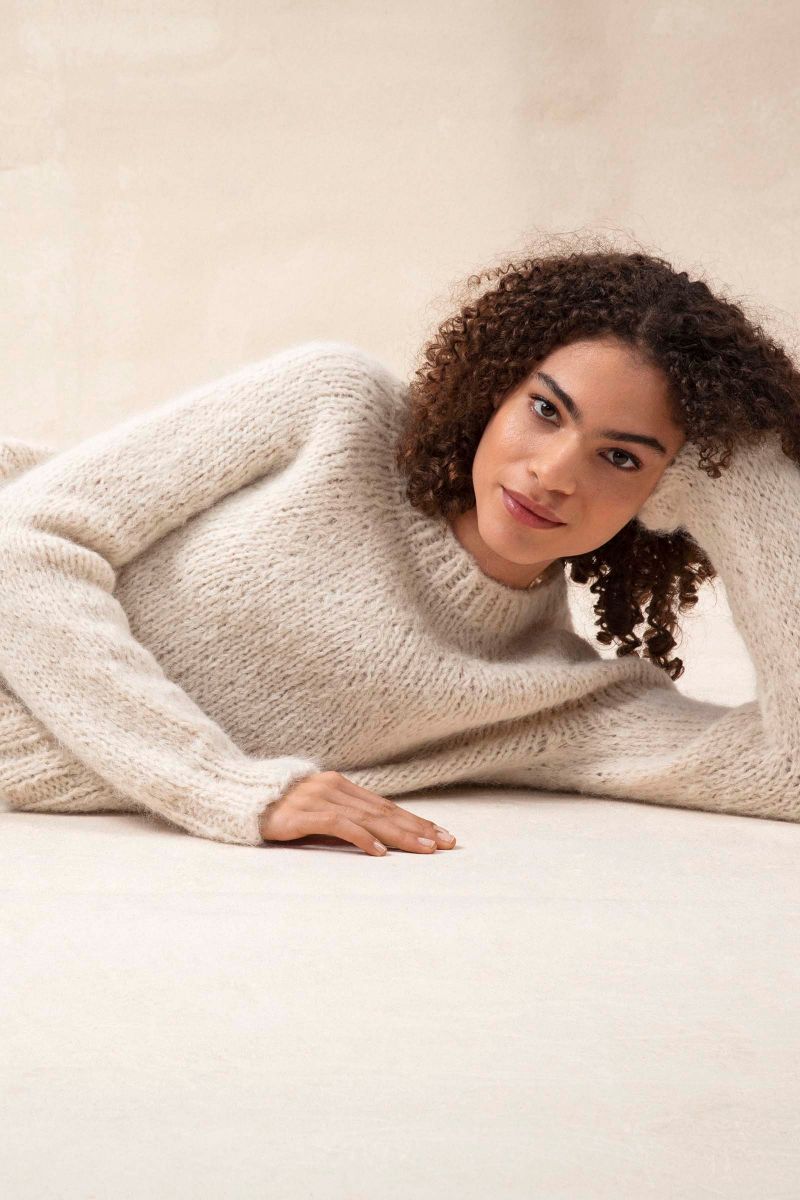 Lang Yarns - Trui - Punto 48-02 | Het Wolhuis Lang Yarns - Trui - Punto 48-02