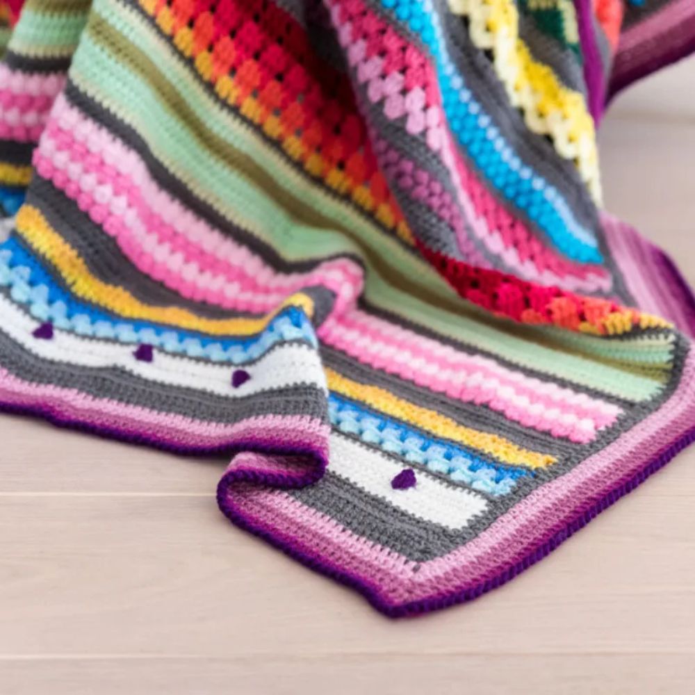 Rainbow Sampler deken CAL by Haak maar raak | Het Wolhuis Regenboog Sampler deken by Haak maar raak