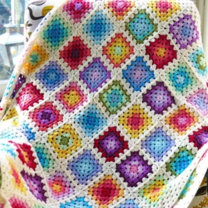 Regenboog Granny Square deken by Haak maar raak