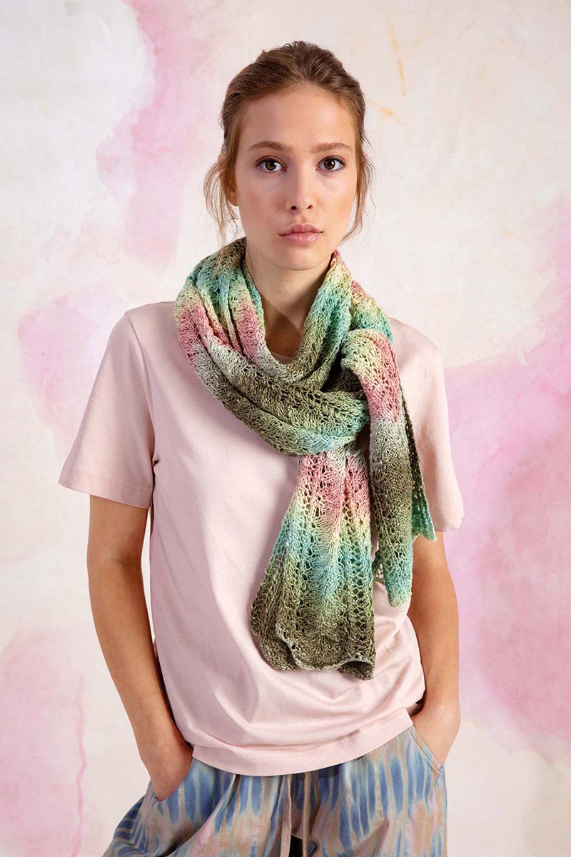 Lang Yarns - Sjaal - Punto 39-07 | Het Wolhuis Lang Yarns - Sjaal - Punto 39-07