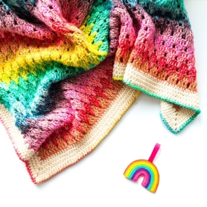 Larksfoot Rainbow Blanket (Klein) by Haak maar raak