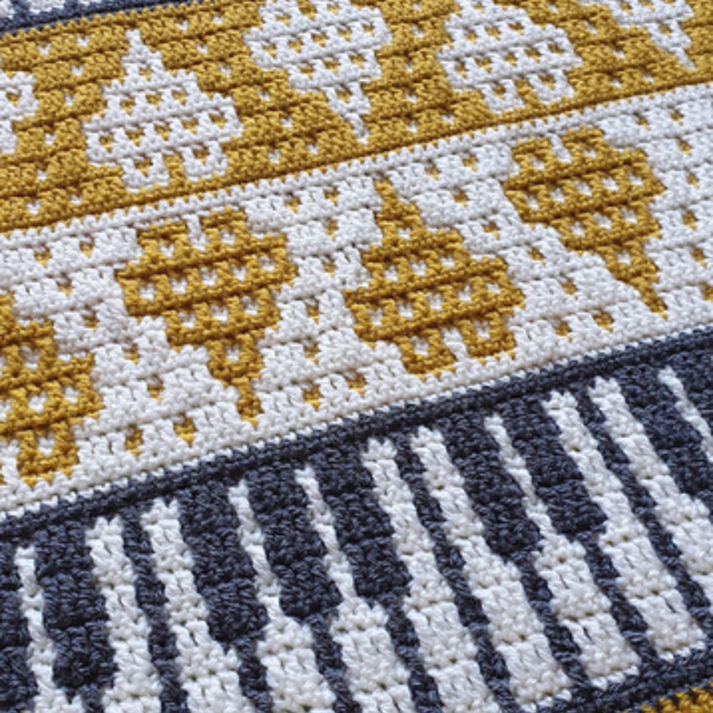 Heart of Gold Blanket by Rosina Plane | Het Wolhuis Heart of Gold Blanket by Rosina Plane