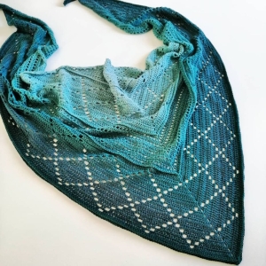Diamonds of the Night Shawl by Created by Carolien