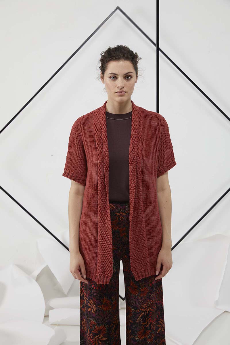Lang Yarns - Vest - 276-41 | Het Wolhuis Lang Yarns - Vest - 276-41