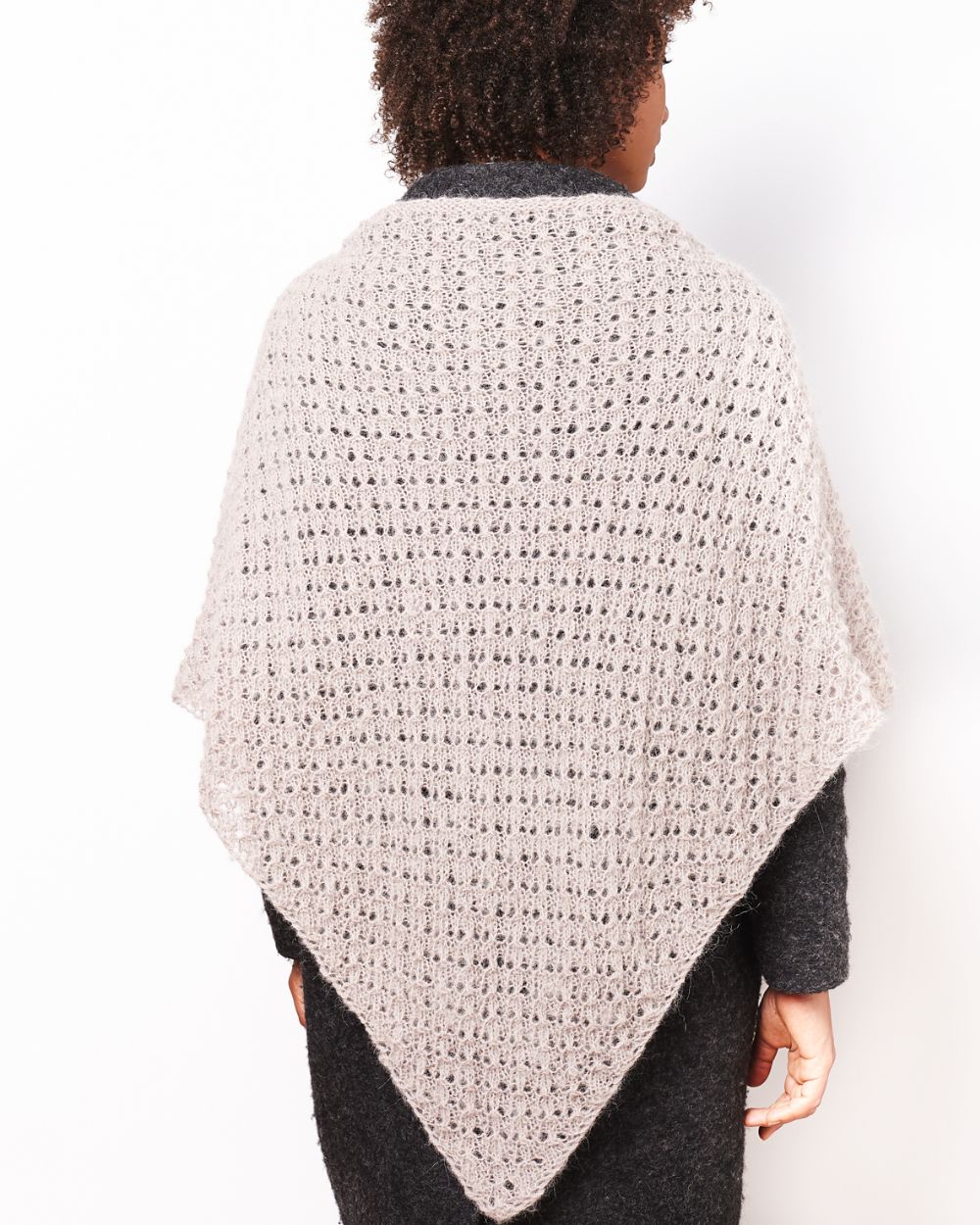 Lamana - Omslagdoek - 08-10 | Het Wolhuis Lamana - Omslagdoek - 08-10 | Het Wolhuis