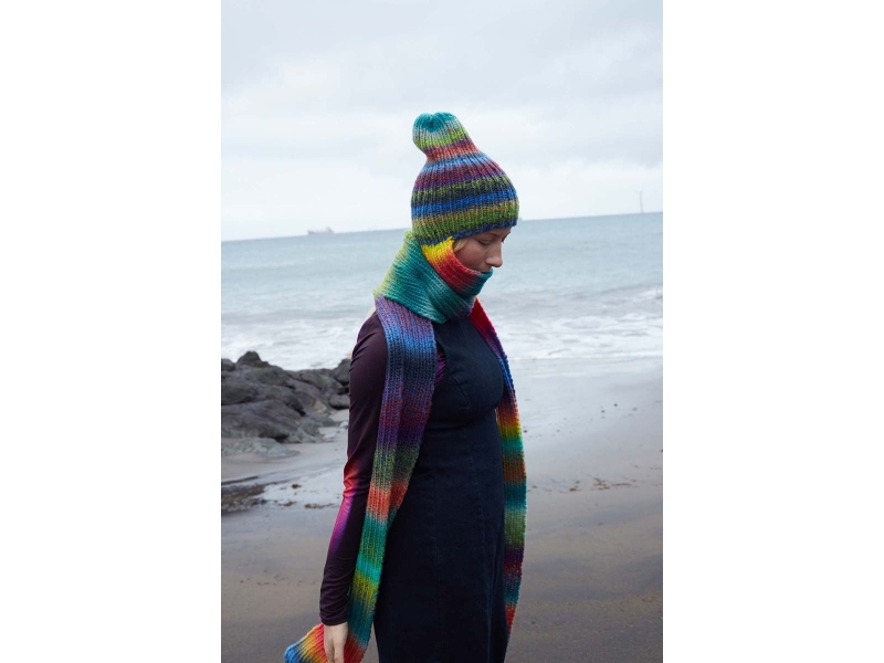 Wooladdicts - Sjaal met muts Be A Rainbow - 11-40