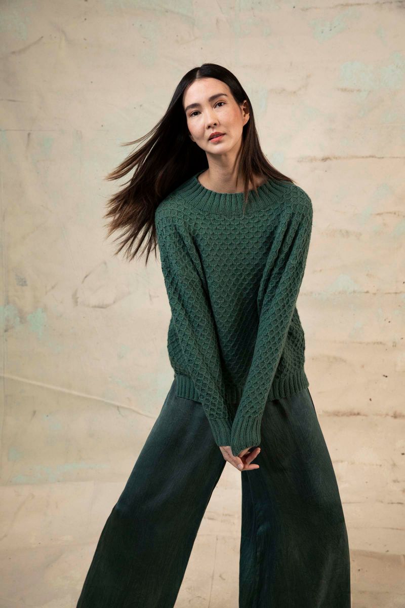 Lang Yarns - Trui Sybell - 60-03 | Het Wolhuis Lang Yarns - Trui Sybell - 60-03 | Het Wolhuis