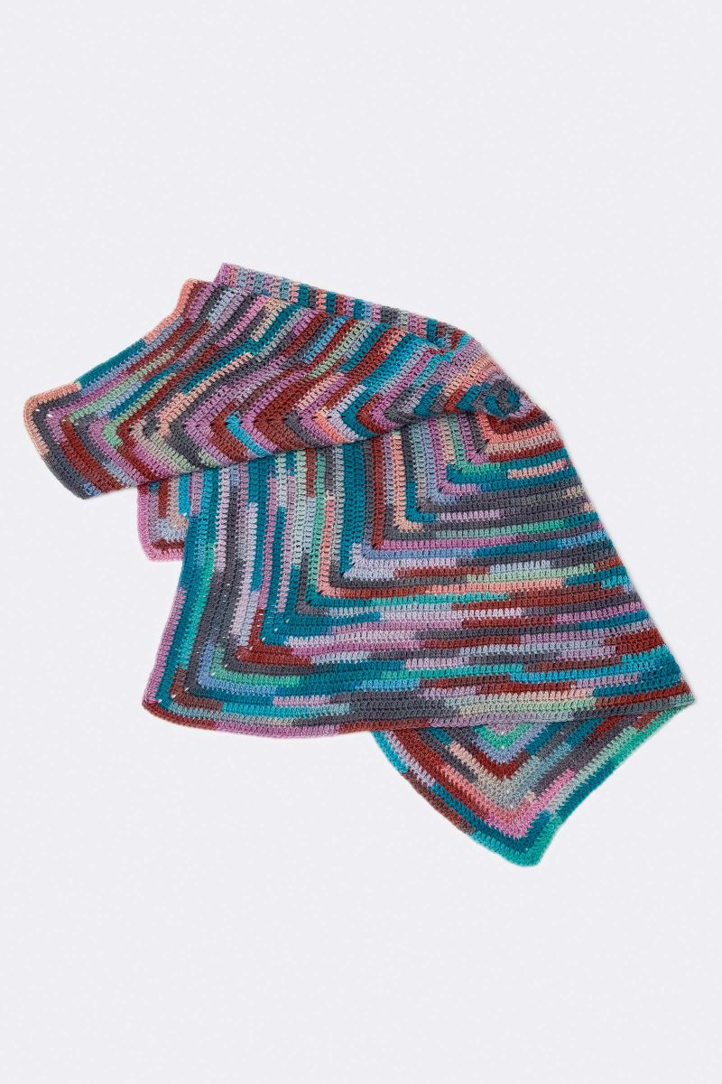 Lang Yarns - Deken - 54-05 | Het Wolhuis Lang Yarns - Deken - 54-05