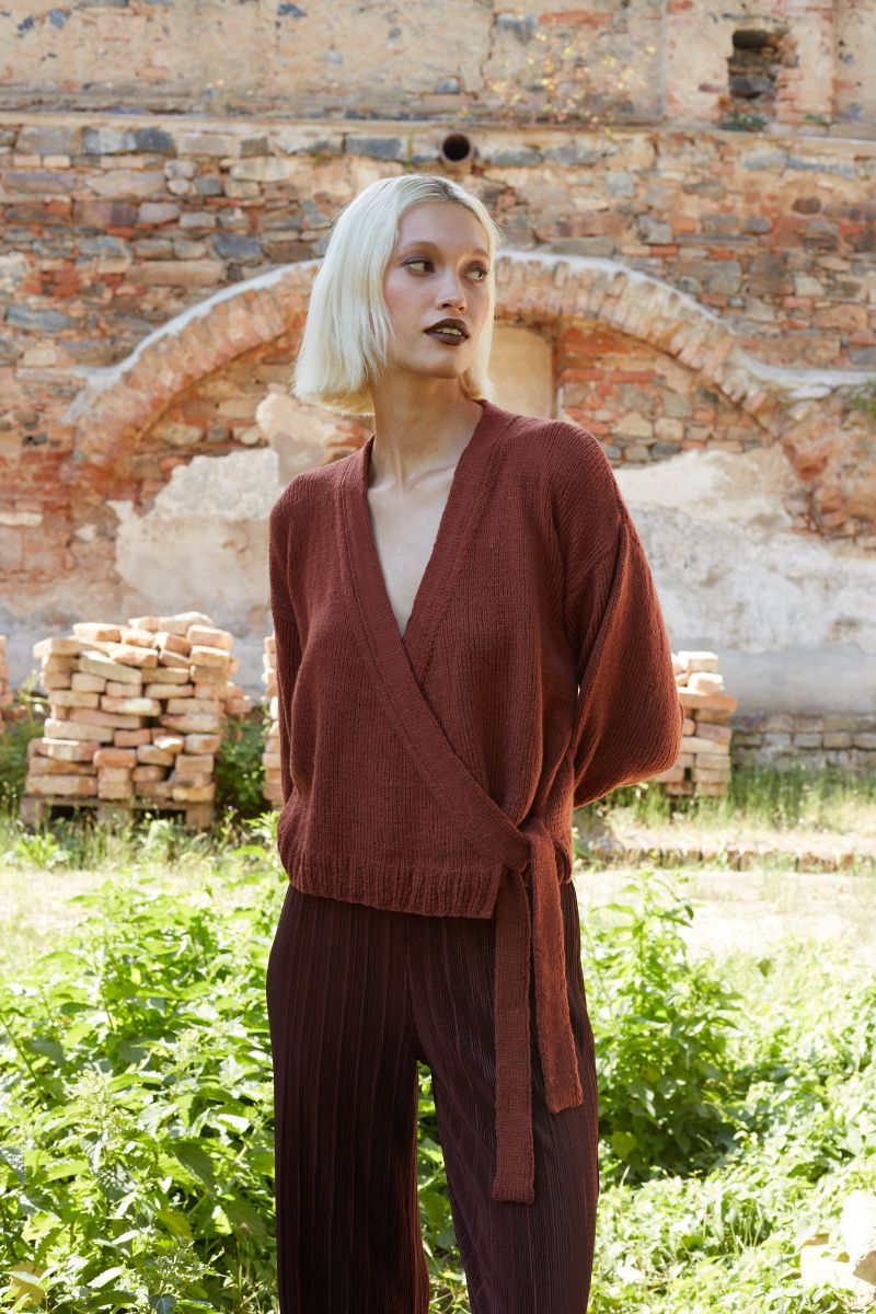 Lang Yarns - Vest Wrap it Up - 12-06 | Het Wolhuis Lang Yarns - Vest Wrap it Up - 12-06