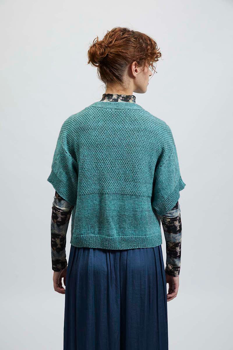 Lang Yarns - Vest Bettina - 280-54 | Het Wolhuis Lang Yarns - Vest Bettina - 280-54