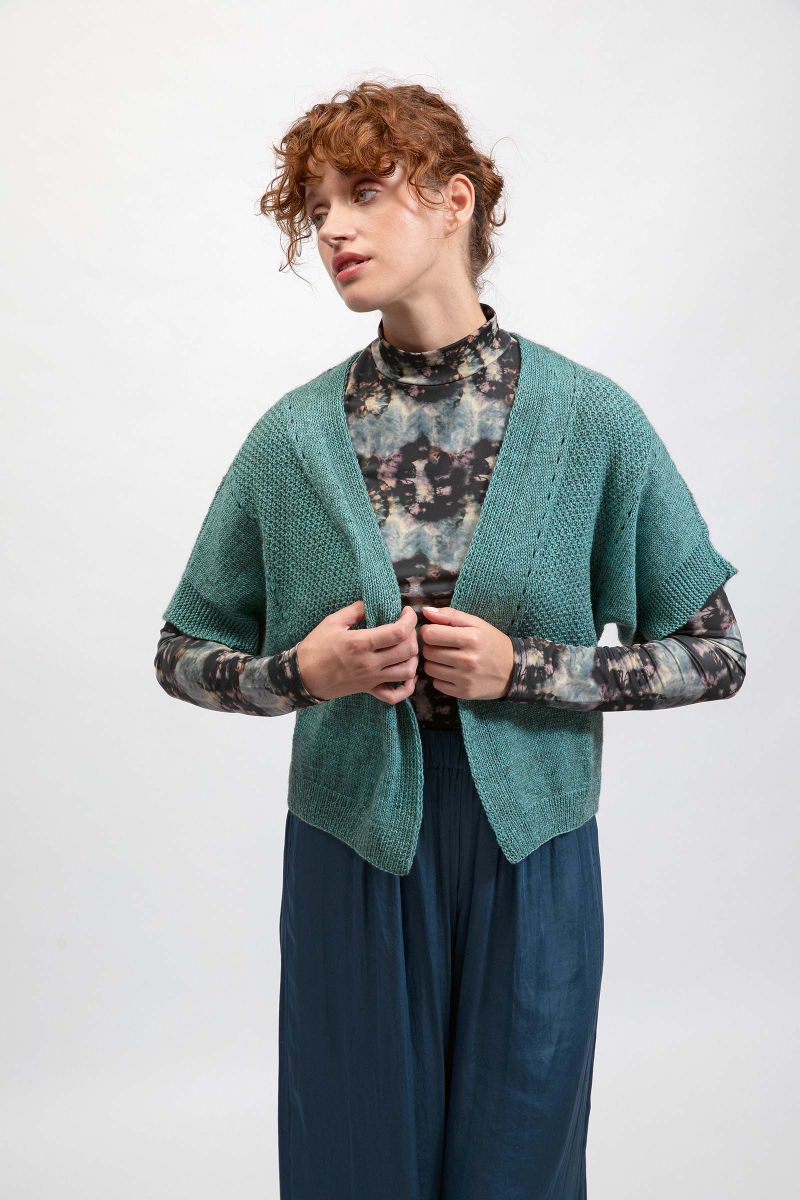 Lang Yarns - Vest Bettina - 280-54 | Het Wolhuis Lang Yarns - Vest Bettina - 280-54