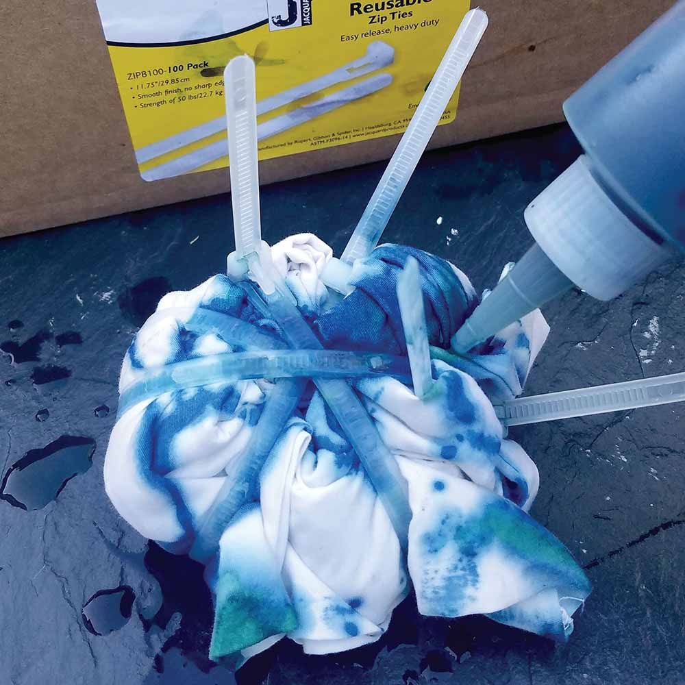 Jacquard Tie Dye Indigo verfkit | Het Wolhuis Jacquard Tie Dye Indigo verfkit