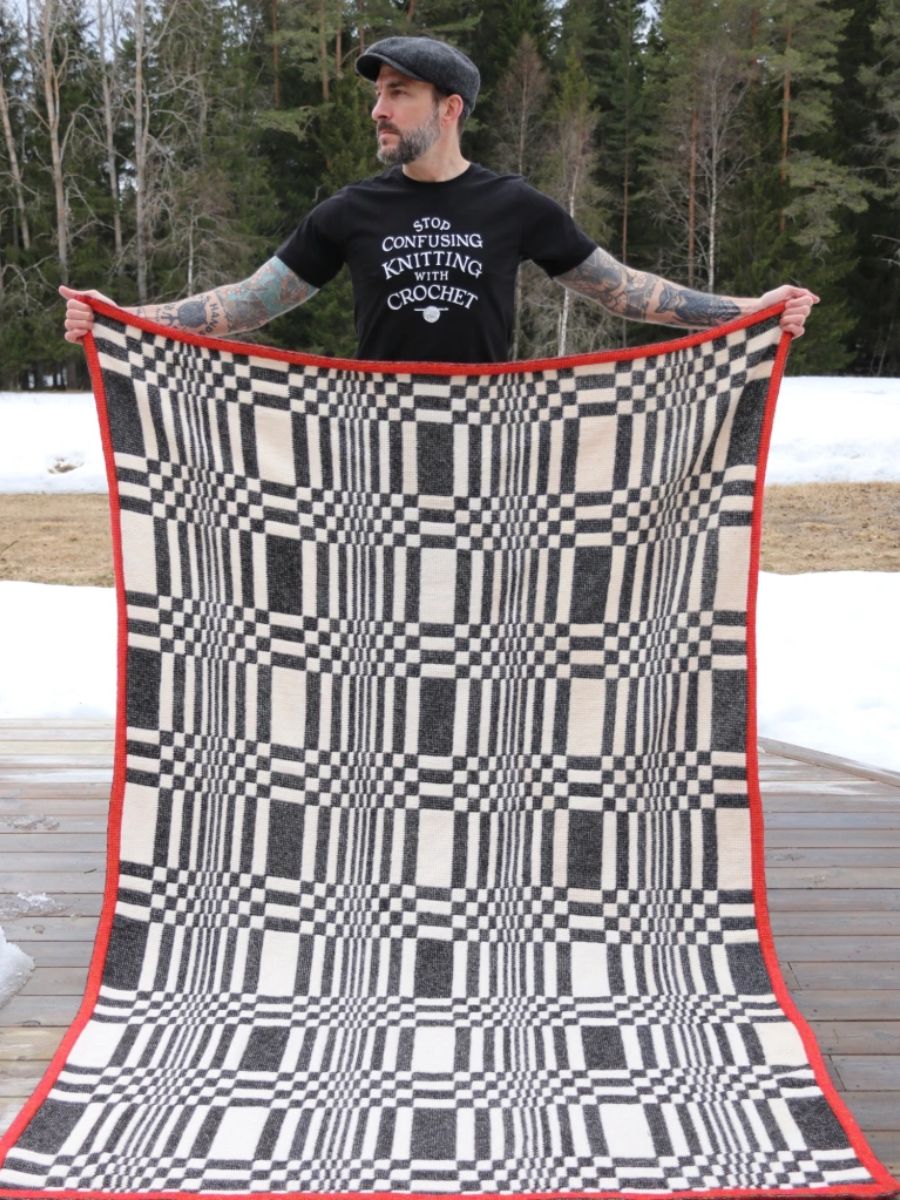 The “Enjoy Yourself” blanket - Martin Up North | Het Wolhuis The “Enjoy Yourself” blanket - Martin Up North
