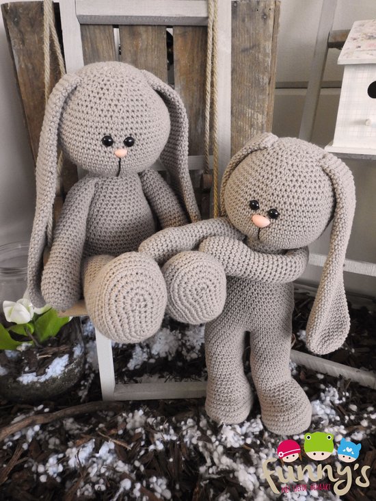 Funny XXL Funny Bunny Basic Taupe (zittend of staand) | Het Wolhuis Funny XXL Funny Bunny Basic Taupe (zittend of staand)