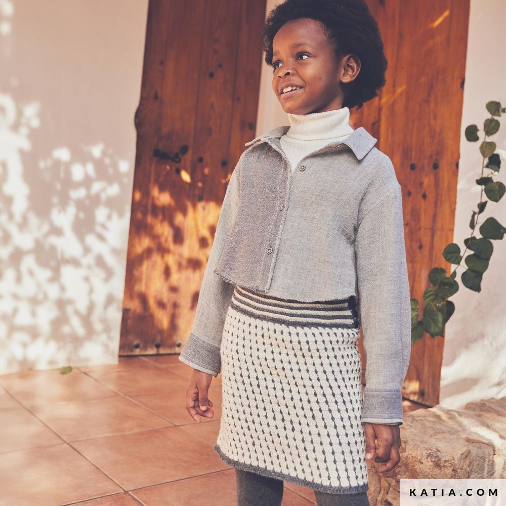 Katia - Rokje van Basic Merino Aran - 111-02 | Het Wolhuis Katia - Rokje van Basic Merino Aran - 111-02