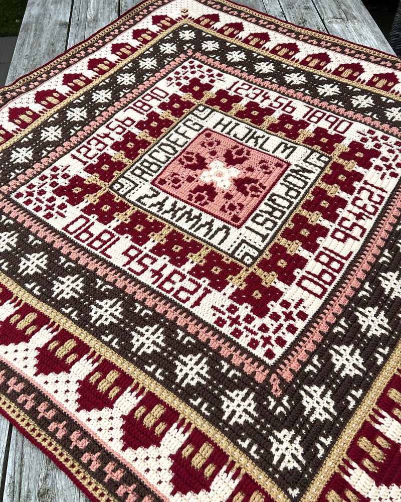 Rosina Plane - Mile Cross Blanket CAL - Vintage | Het Wolhuis Rosina Plane - Mile Cross Blanket CAL - Vintage