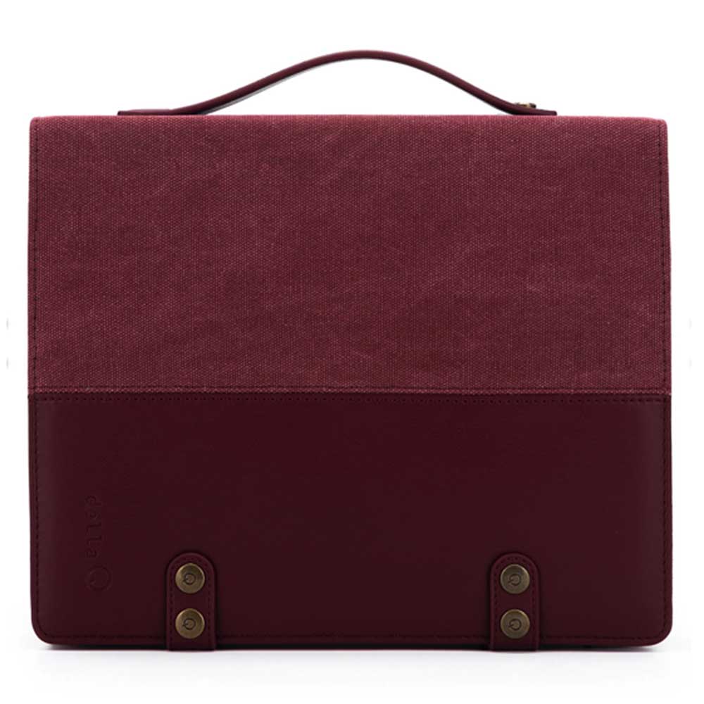 Della Q Hook & Needle Notebook | Het Wolhuis Della Q Hook & Needle Notebook - Maroon
