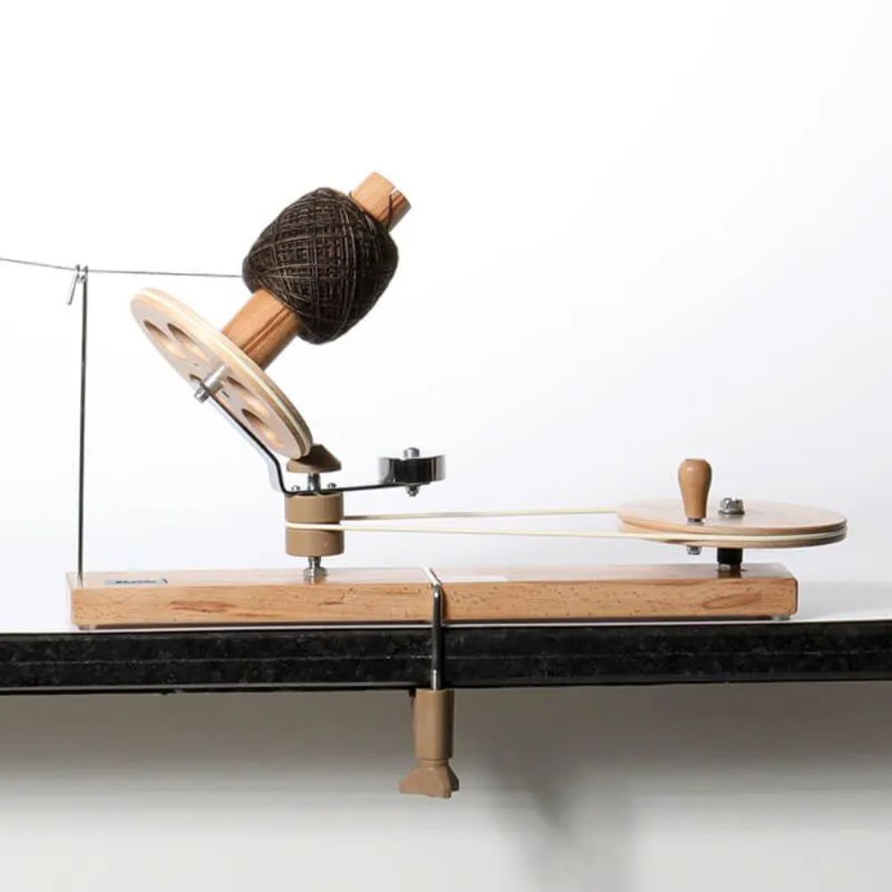 KnitPro Wolmolen met tafelklem | Het Wolhuis KnitPro Wolmolen met tafelklem - Afbeelding 2