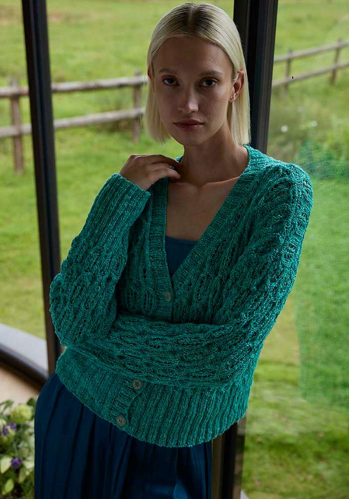 Lang Yarns - Vest Ripple Effect - 14-25 | Het Wolhuis Lang Yarns - Vest Ripple Effect - 14-25