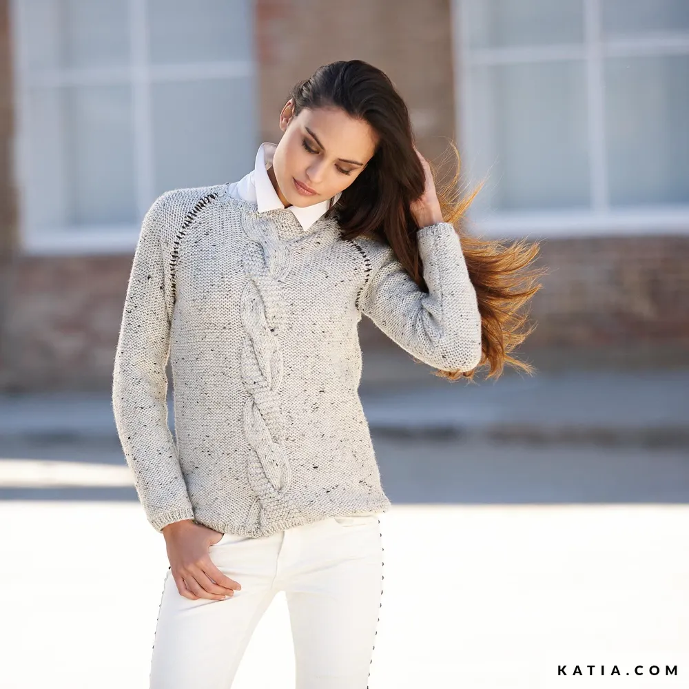 Katia - Trui met kabels - The Essentials | Het Wolhuis Katia - Trui met ruitjes - The Essentials | Het Wolhuis