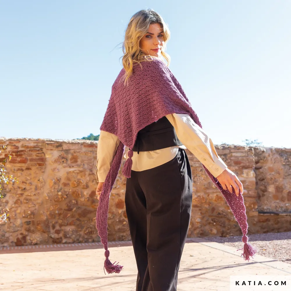 Katia - Omslagdoek in Basic Merino - The Essentials | Het Wolhuis Katia - Omslagdoek in Basic Merino - The Essentials | Het Wolhuis