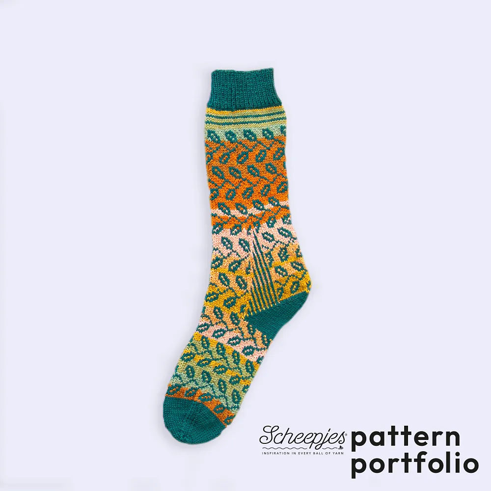 Emerald Vine Socks By Carmen Jorissen | Het Wolhuis Emerald Vine Socks By Carmen Jorissen | Het Wolhuis