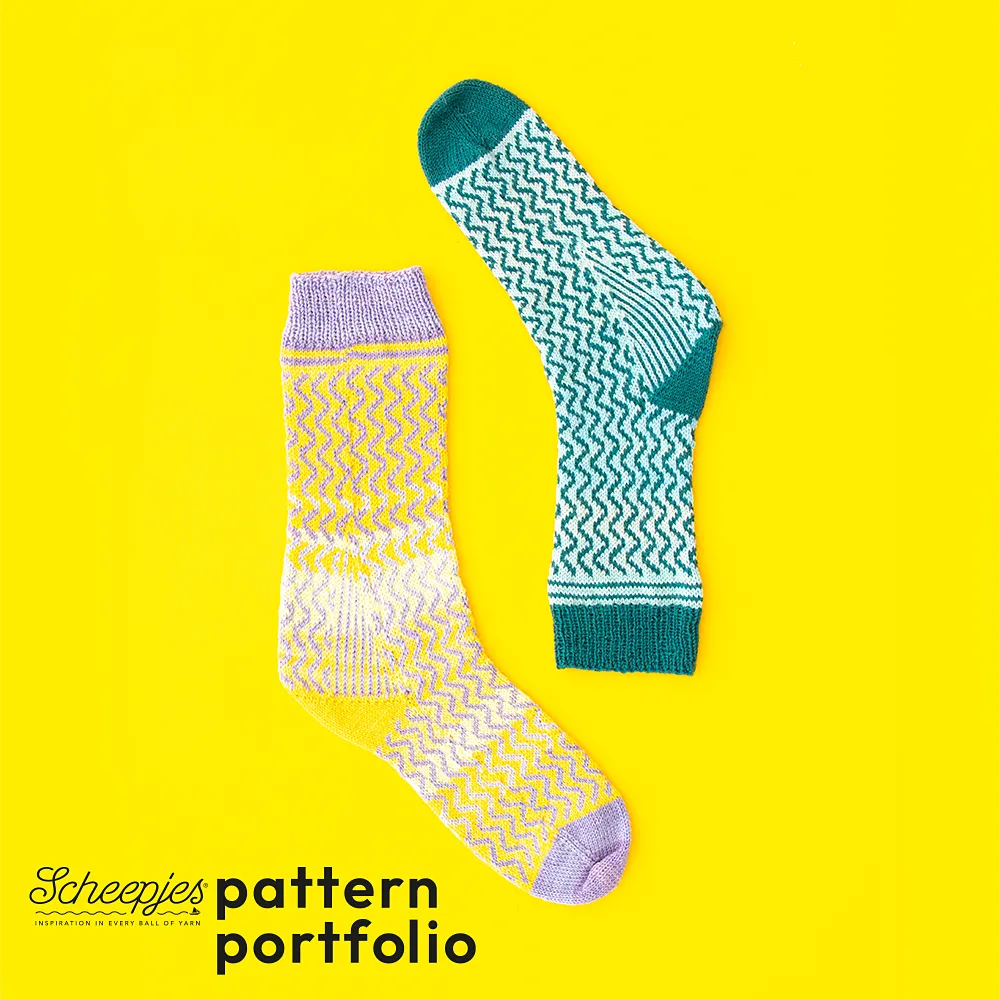 Lavender Zigzag Socks by Carmen Jorissen | Het Wolhuis Lavender Zigzag Socks by Carmen Jorissen | Het Wolhuis