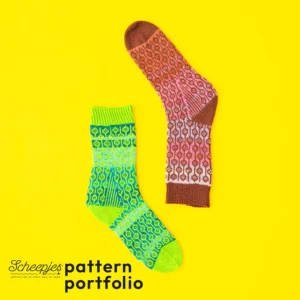 Retro Bloom Socks By Carmen Jorissen | Het Wolhuis