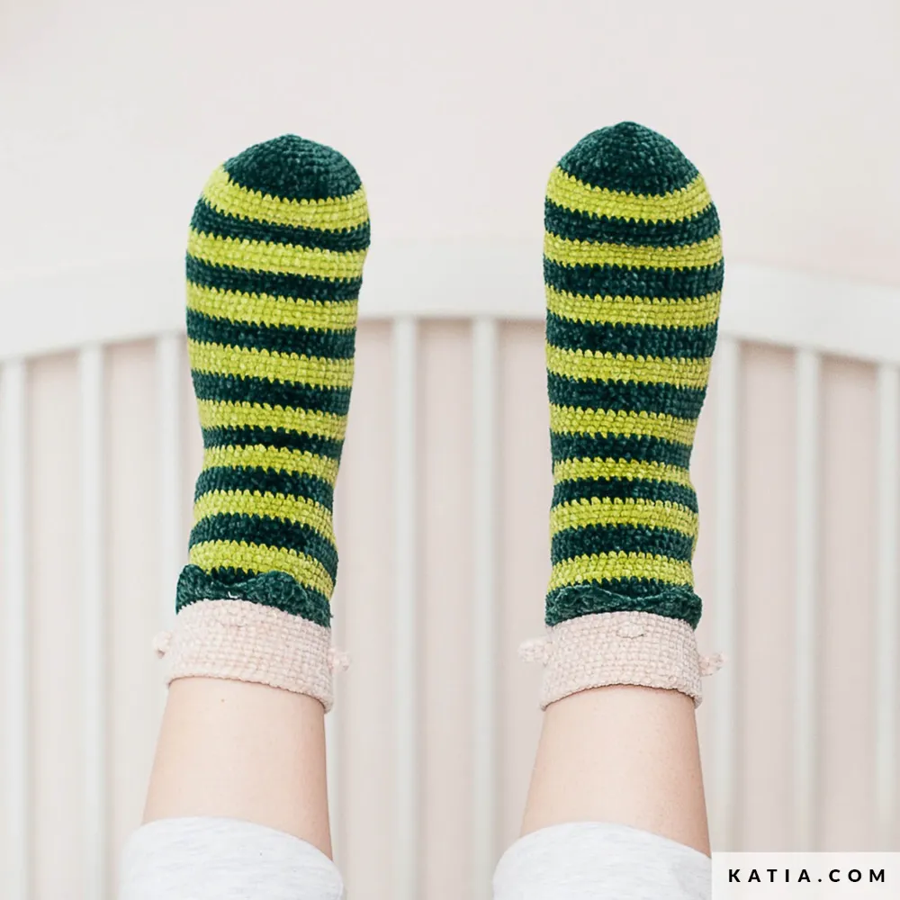 Katia - Kerstsokken elf van Sockirumi | Het Wolhuis Katia - Kerstsokken elf van Sockirumi | Het Wolhuis