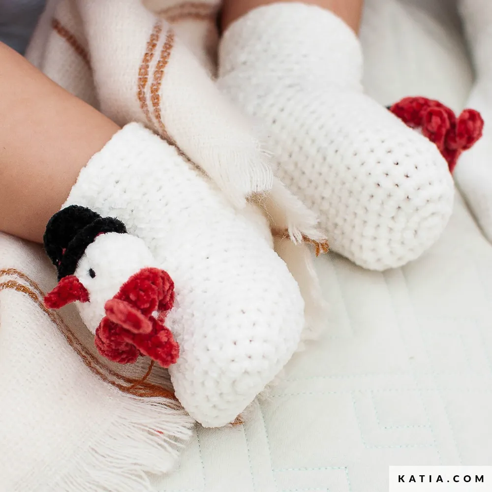 Katia - Sneeuwpop sokken voor baby`s van Sockirumi | Het Wolhuis Katia - Sneeuwpop sokken voor baby`s van Sockirumi | Het Wolhuis