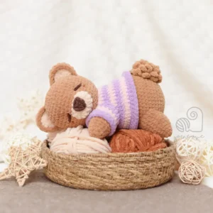 Sleeping Bear by Banga Vaicekauskienė | Het Wolhuis