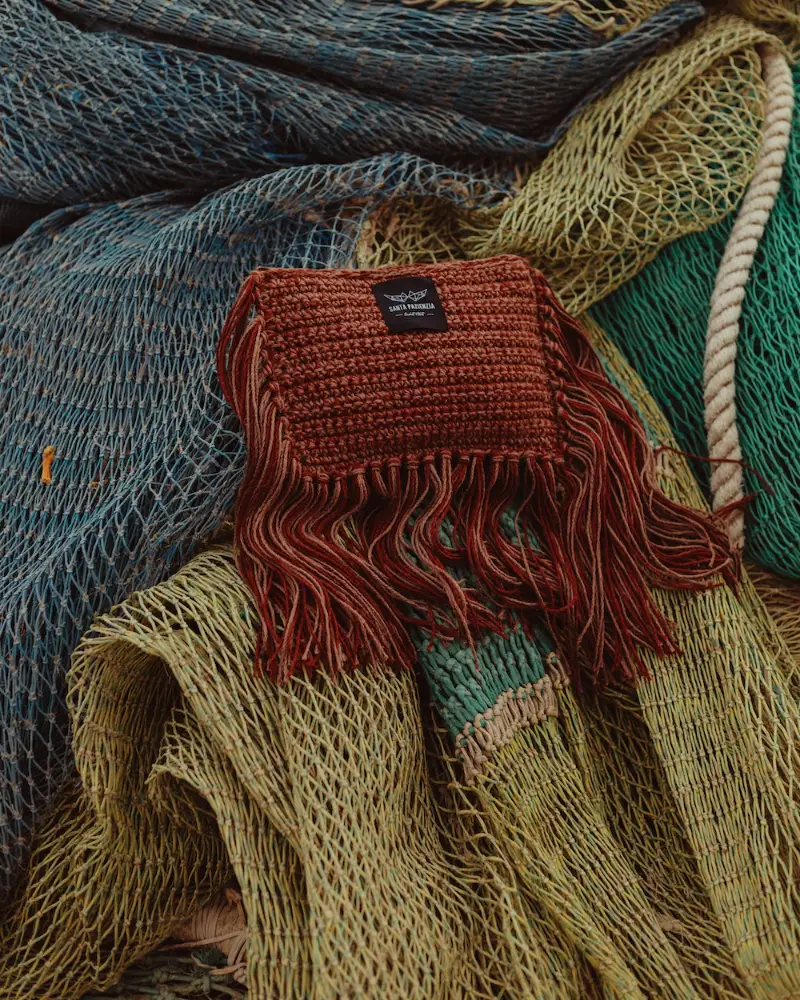 Katia - Clutch Posidonia van SP met The Vegan Bag | Het Wolhuis Katia - Clutch Posidonia van SP met The Vegan Bag | Het Wolhuis