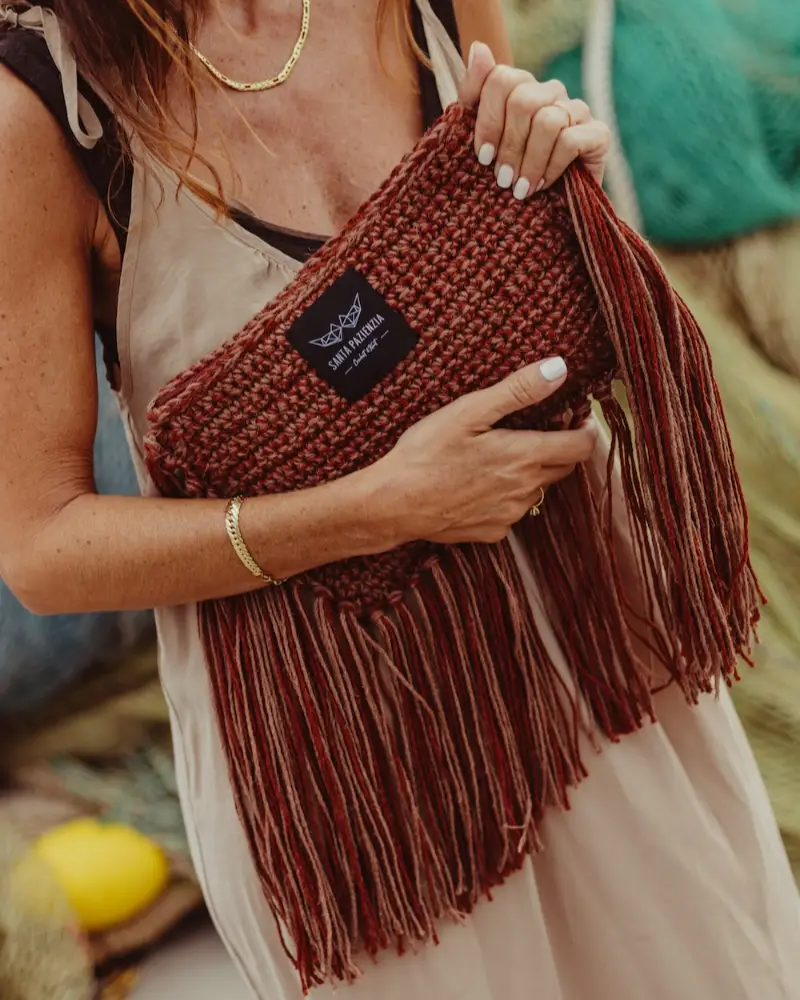 Katia - Clutch Posidonia van SP met The Vegan Bag | Het Wolhuis Katia - Clutch Posidonia van SP met The Vegan Bag | Het Wolhuis