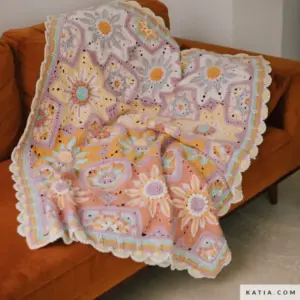 Katia CAL Stars in Bloom-S1 | Het Wolhuis