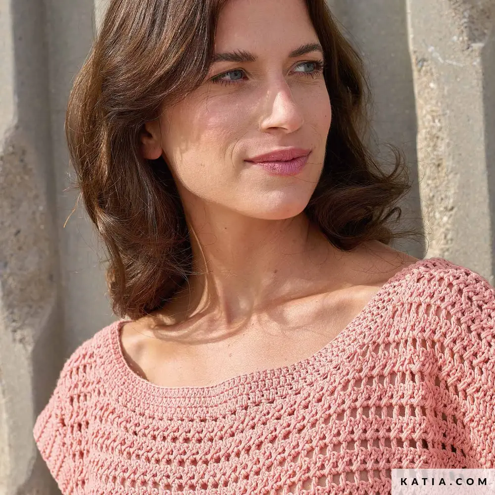 Katia - Gehaakte tuniek van Cotton Cashmere | Het Wolhuis Katia - Gehaakte tuniek van Cotton Cashmere | Het Wolhuis