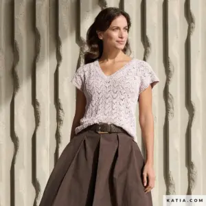 Katia - Shirt met V-Hals gebreid van Esencia | Het Wolhuis