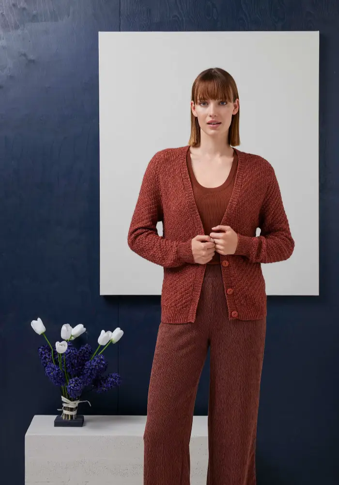 Lang Yarns - Trui Linde - 288-38 | Het Wolhuis Lang Yarns - Vest Hetti - 288-34 | Het Wolhuis
