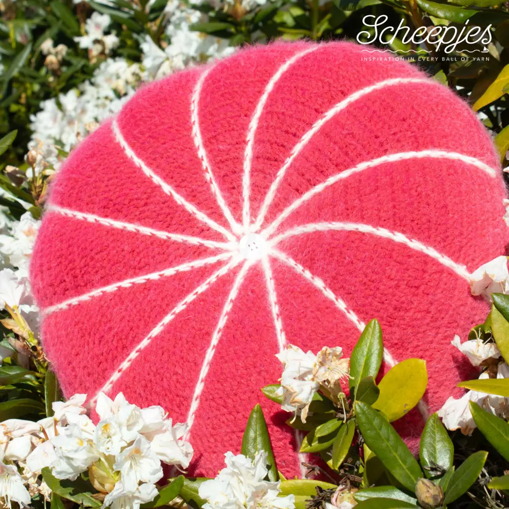 Snowdrift Cushion By Jellina Verhoeff | Het Wolhuis Snowdrift Cushion By Jellina Verhoeff | Het Wolhuis