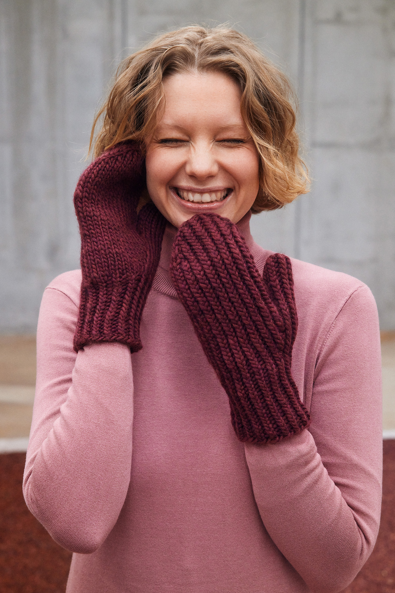 Lang Yarns - Wanten Norah - 97-06 | Het Wolhuis Lang Yarns - Wanten Norah - 97-06 | Het Wolhuis