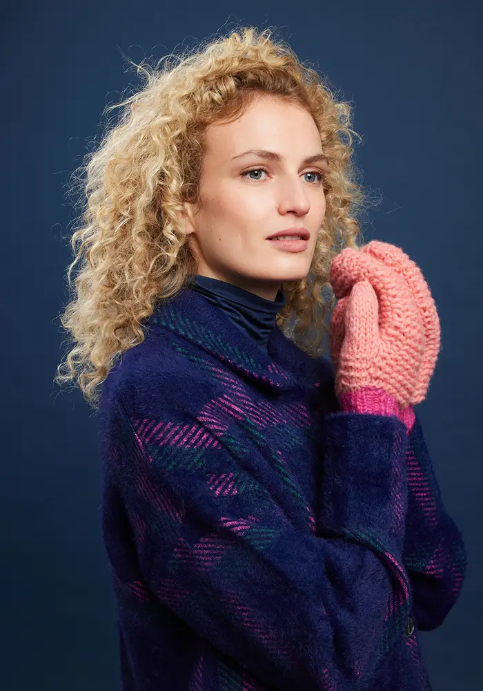 Lang Yarns - Wanten Franka - 93-11 | Het Wolhuis Lang Yarns - Wanten Franka - 93-11 | Het Wolhuis