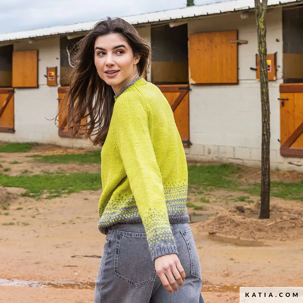 Katia - Bottum-up trui met jacquard van Merino Aran - 2-09 | Het Wolhuis Katia - Bottum-up trui met jacquard van Merino Aran - 2-09 | Het Wolhuis