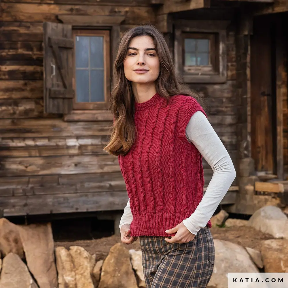 Katia - Spencer met kabels van Merino Aran - 2-25 | Het Wolhuis Katia - Spencer met kabels van Merino Aran - 2-25 | Het Wolhuis