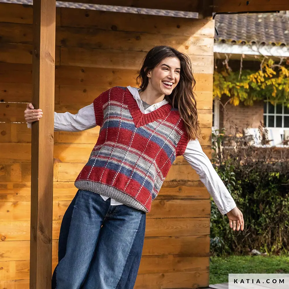 Katia - Geruite spencer van Merino Tweed | Het Wolhuis Katia - Geruite spencer van Merino Tweed | Het Wolhuis