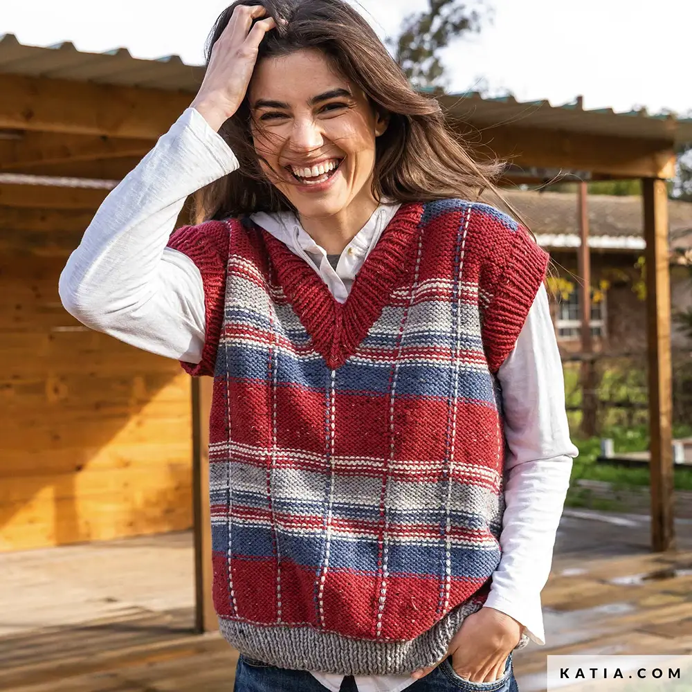 Katia - Geruite spencer van Merino Tweed | Het Wolhuis Katia - Geruite spencer van Merino Tweed | Het Wolhuis